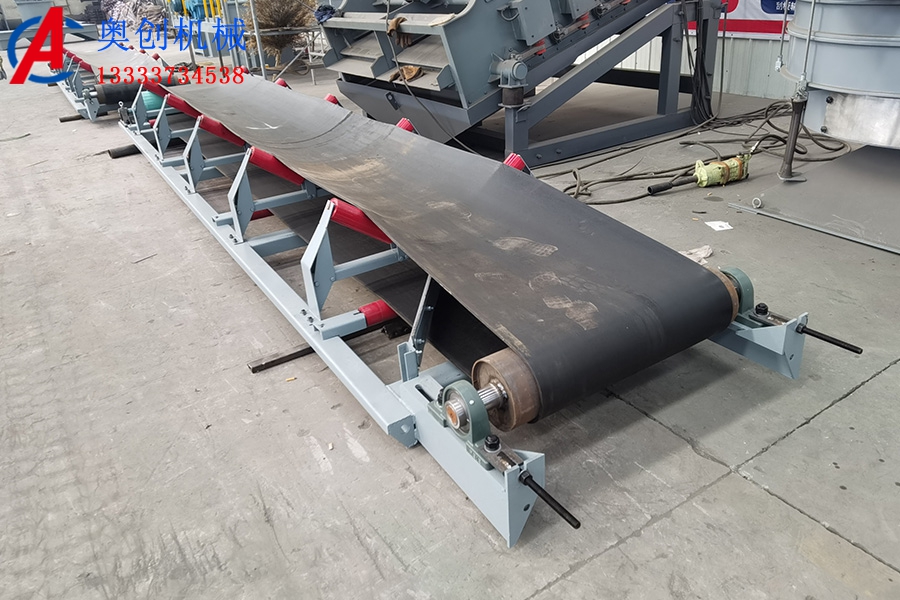 帶式輸送機的輸送帶和傳動帶有什么區(qū)別