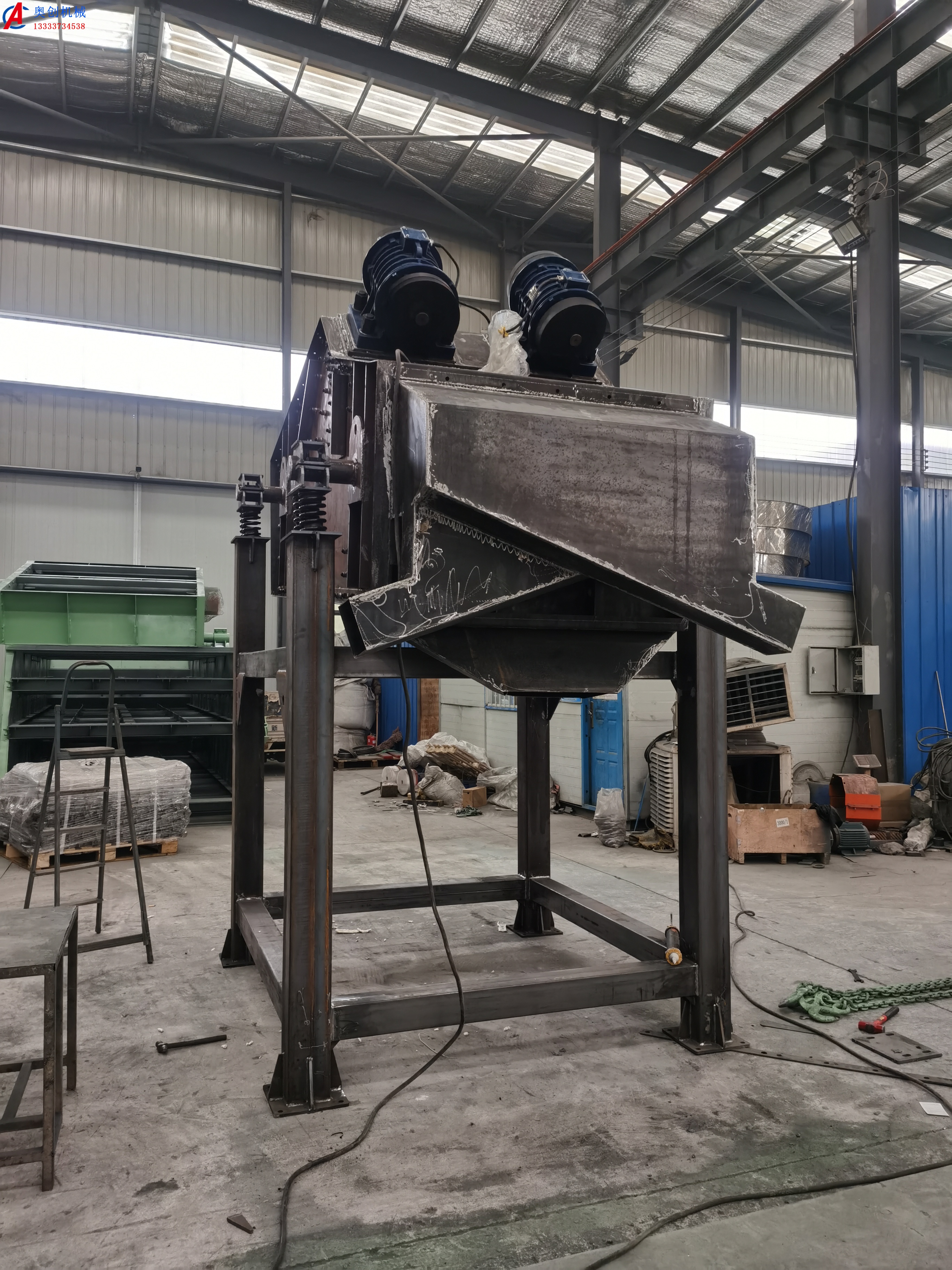 直線篩振動電機的安裝